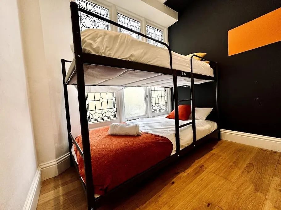 Free Parkingi Brighton Beachi Sleep 6 I Two Bedrooms Apartment