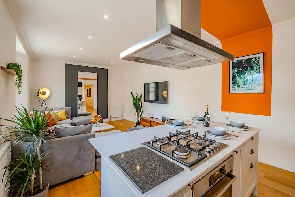 Free Parkingi Brighton Beachi Sleep 6 I Two Bedrooms Apartment