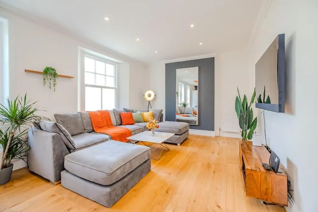 Free Parkingi Brighton Beachi Sleep 6 I Two Bedrooms Apartment